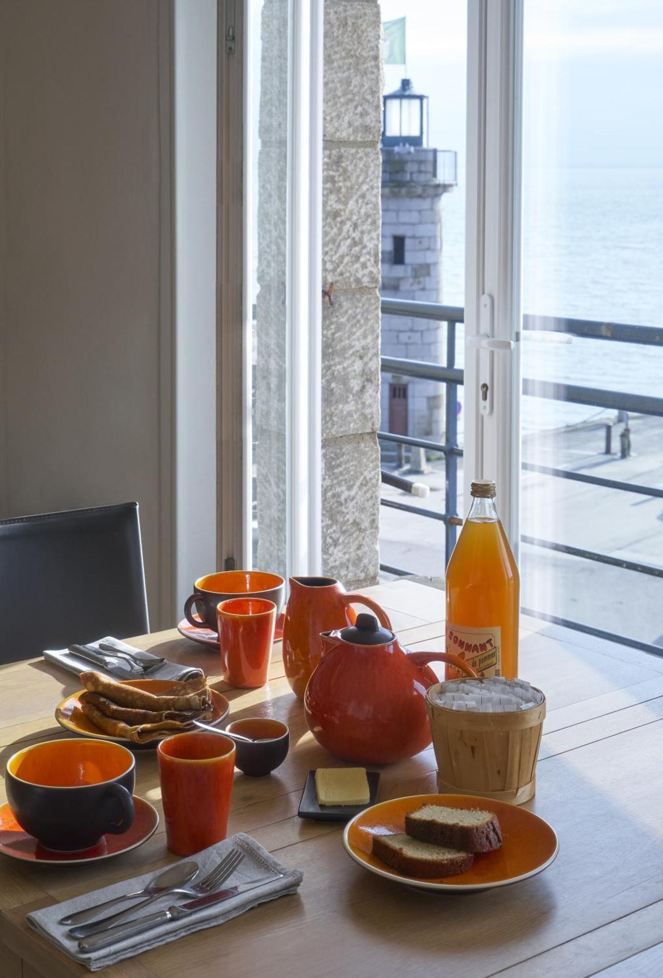 Chambres Breizh Cafe Cancale Exteriör bild