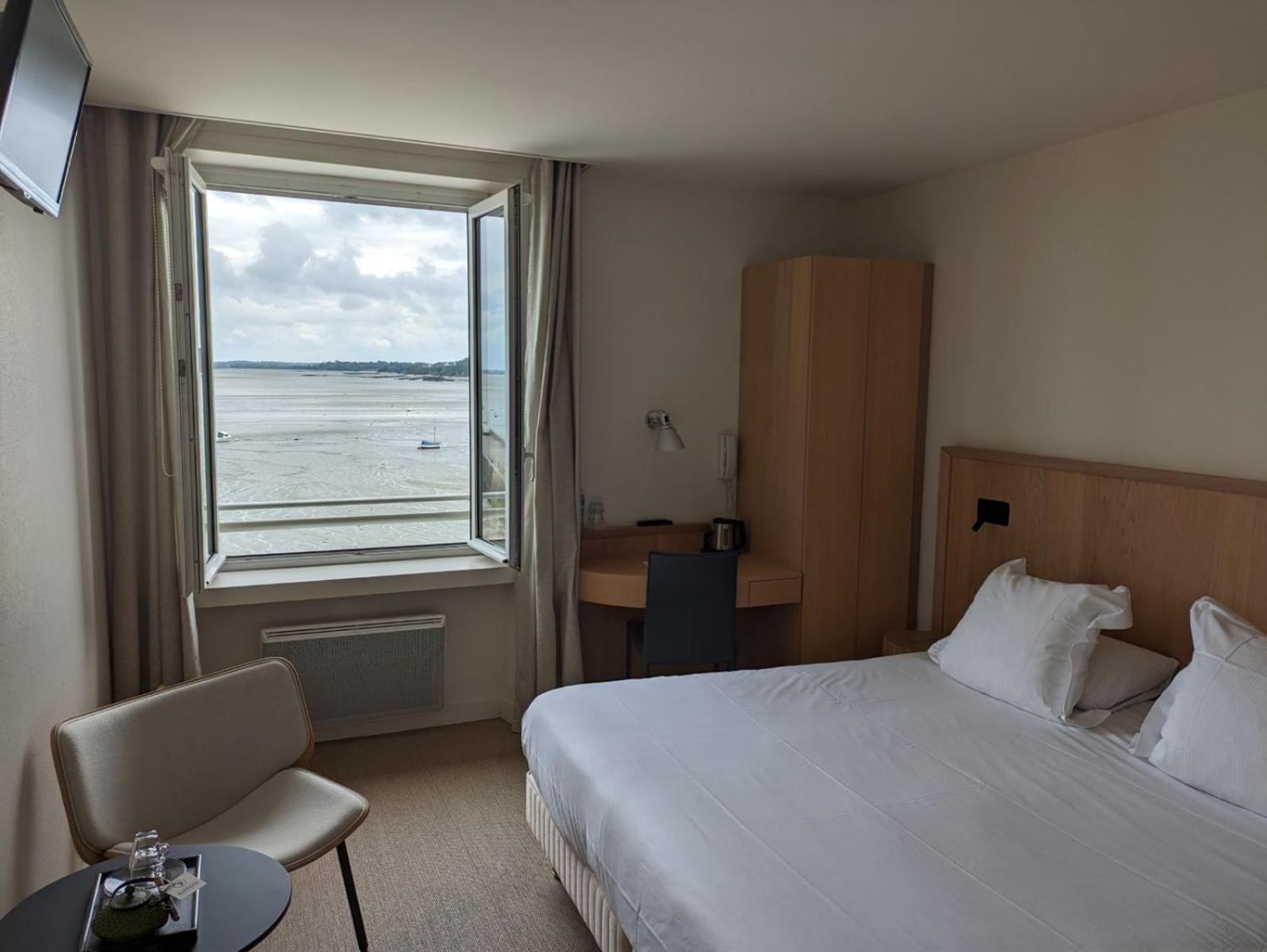 Chambres Breizh Cafe Cancale Exteriör bild
